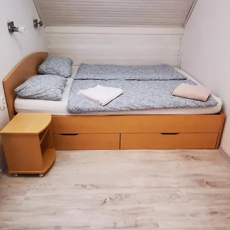 Hausol Vendeghaz Gárdony